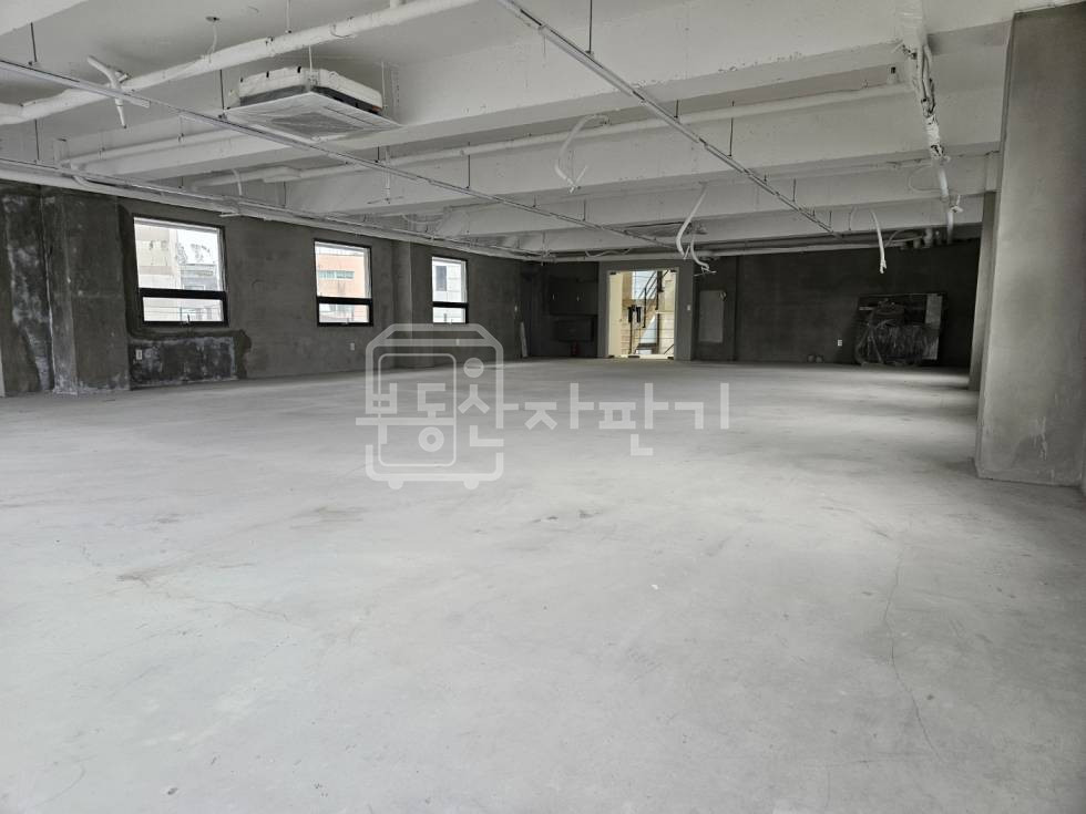 서울 강남구 신사동 3호선 압구정역 도보 9분 역세권 무권리 4층 임대 월세 매물번호 29156 사진 5