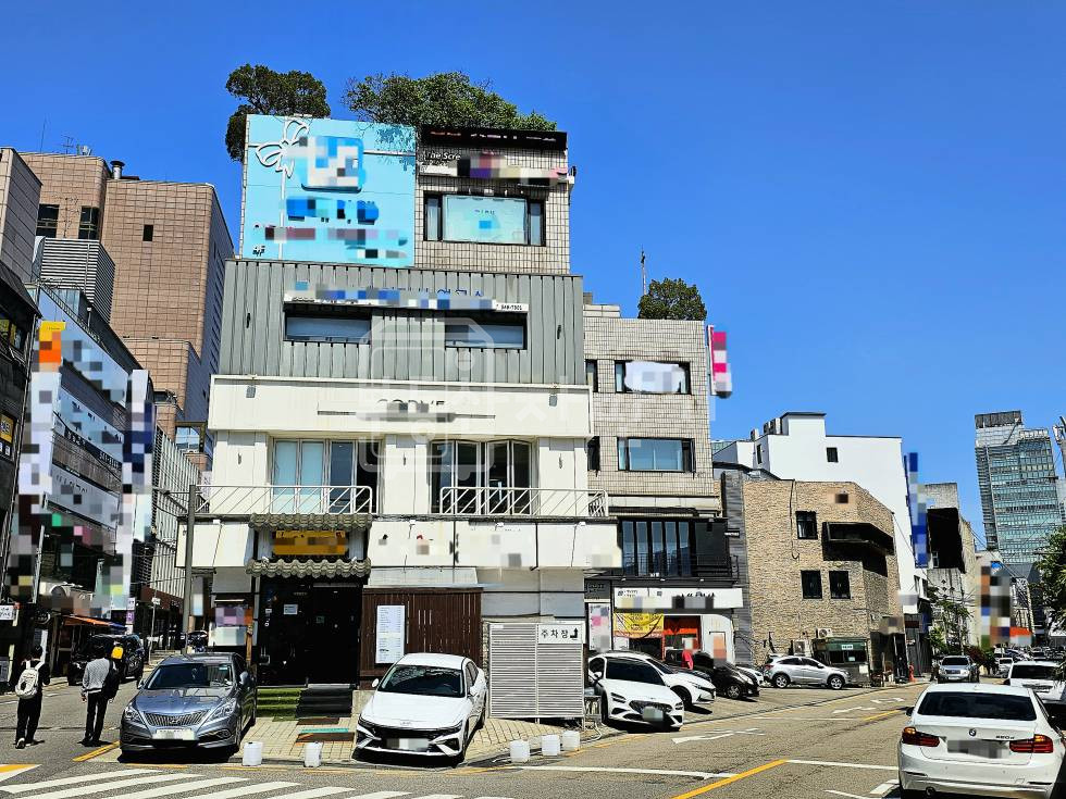 서울 강남구 신사동 무권리, 압구정역 4번출구 인근, 2층 임대 월세 매물번호 31904 사진 1