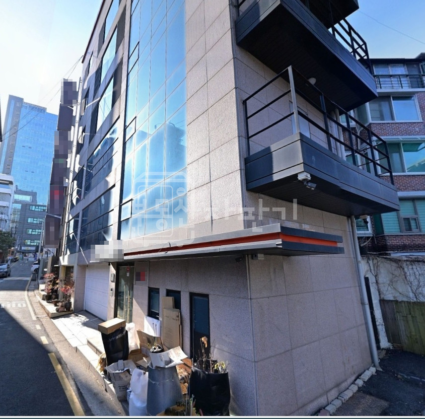 서울 강남구 신사동 무권리, 강남을지병원사거리 인근, 2층 임대 월세 매물번호 31952 사진 1