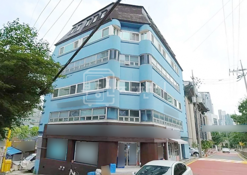 서울 서초구 서초동 무권리, 남부터미널역 9분, 역세권, 1층 임대 월세 매물번호 31214 사진 1
