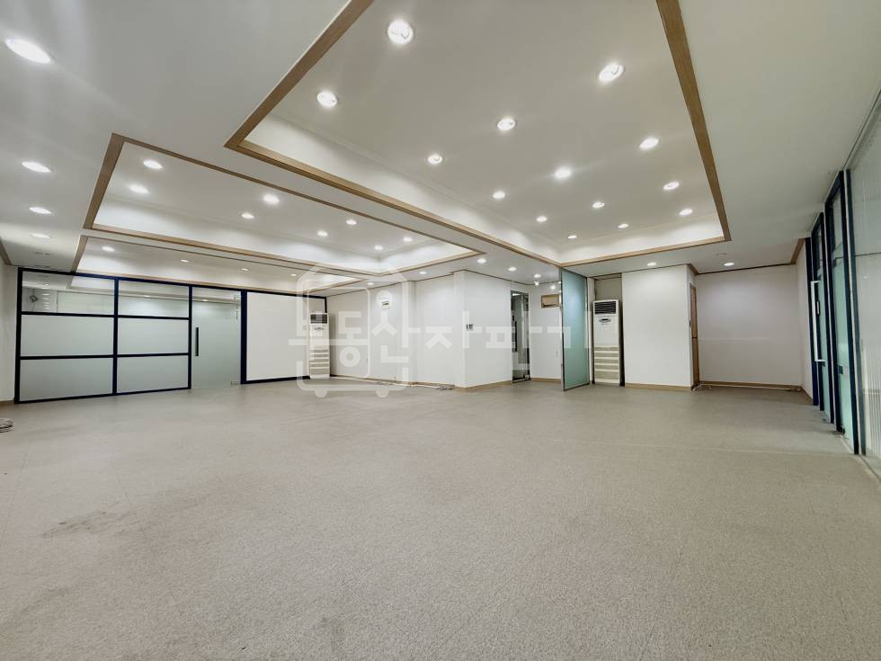 서울 강남구 청담동 무권리, 청담역 2분, 초역세권, 4층 임대 월세 매물번호 31066 사진 3