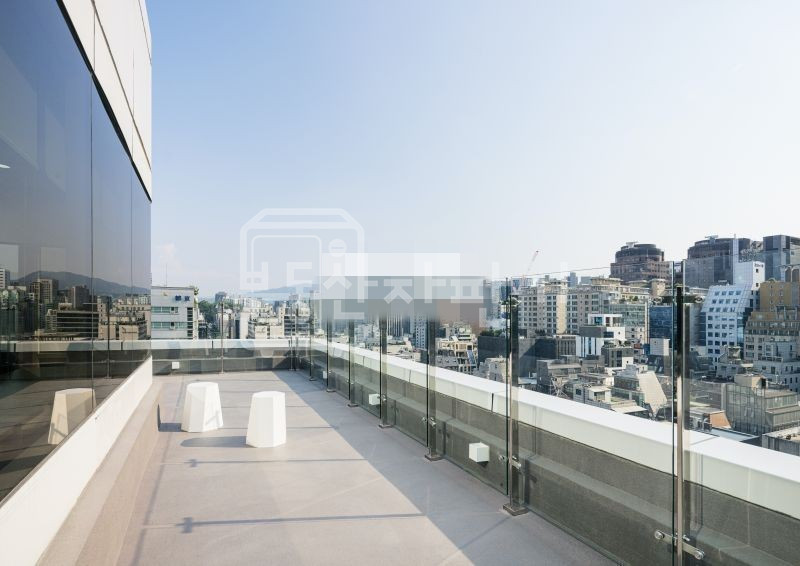 서울 강남구 역삼동 무권리, 대로변, 인테리어, 강남역 도보6분, 10층 임대 월세 매물번호 26720 사진 4