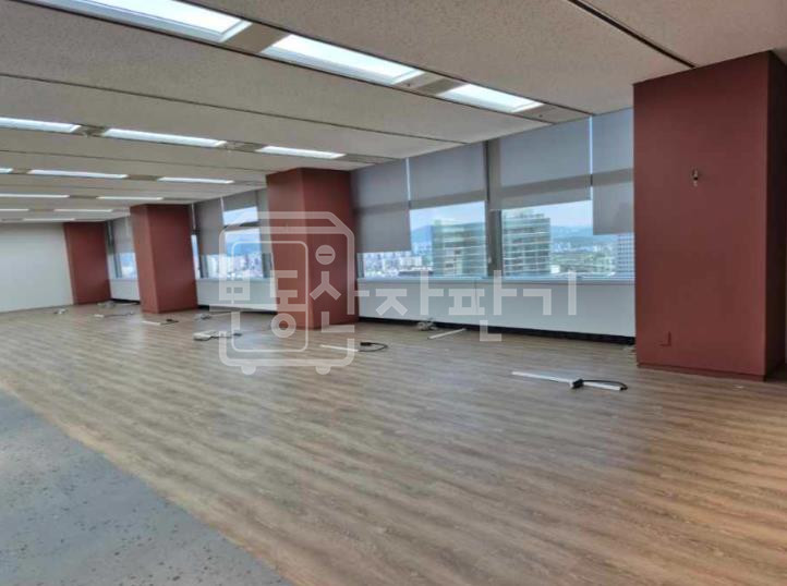 서울 강남구 삼성동 삼성역 도보 3분 초역세권 대로변 23층 임대 월세 매물번호 32025 사진 2