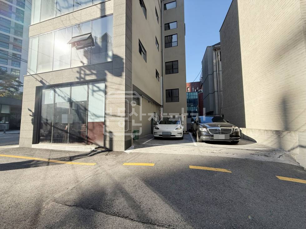 서울 강남구 논현동 무권리, 선정릉역 4분, 역세권, 2층 임대 월세 매물번호 32074 사진 7