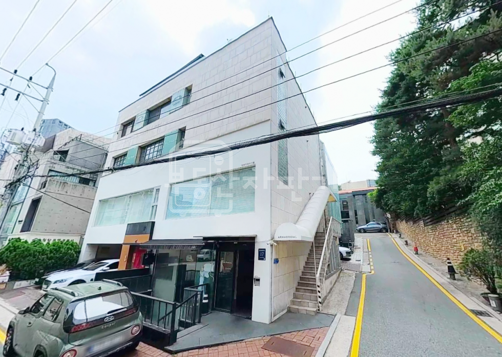 서울 강남구 청담동 무권리, 청담동 명품거리 인근, 2층 임대 월세 매물번호 32102 사진 1