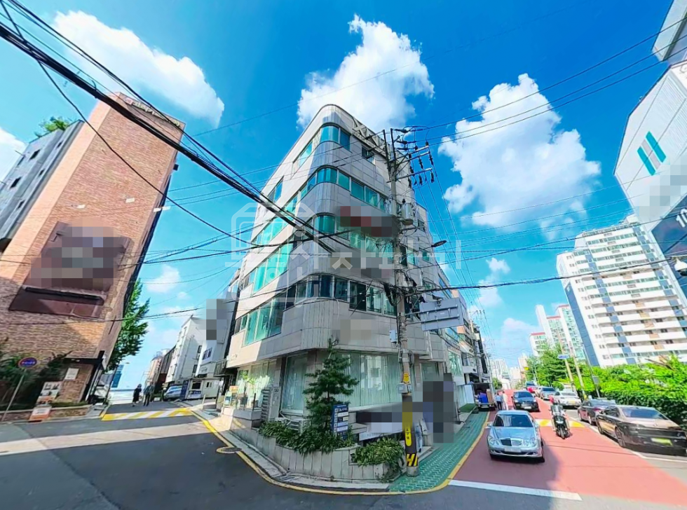 서울 강남구 청담동 무권리, 초역세권, 강남구청역 도보1분, 3층 임대 월세 매물번호 32131 사진 1