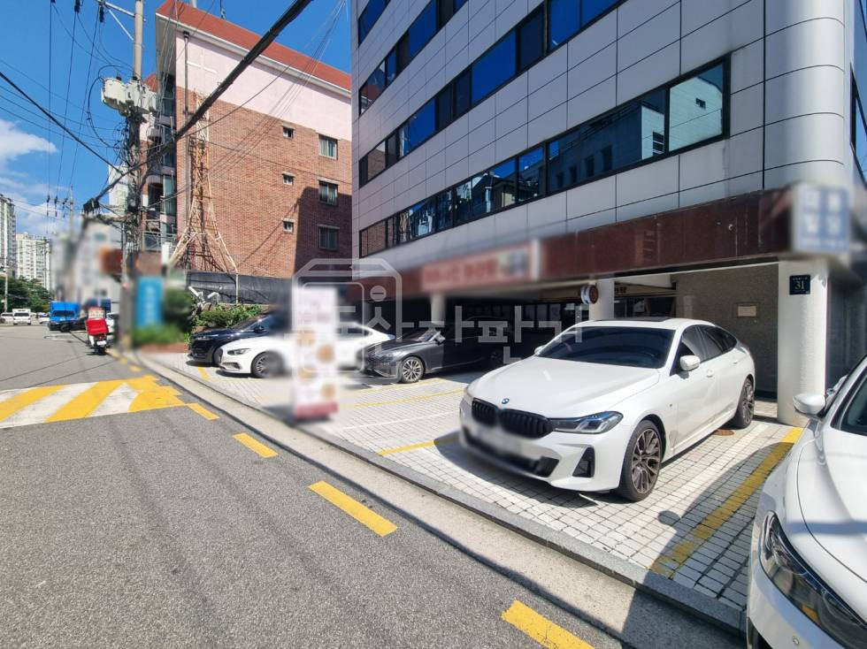 서울 강남구 역삼동 개나리아파트 사거리 인근, 2층 임대 월세 매물번호 32150 사진 2