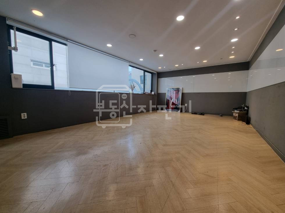 서울 강남구 역삼동 무권리, 언주역 도보 4분, 역세권, 3층 임대 월세 매물번호 32161 사진 4