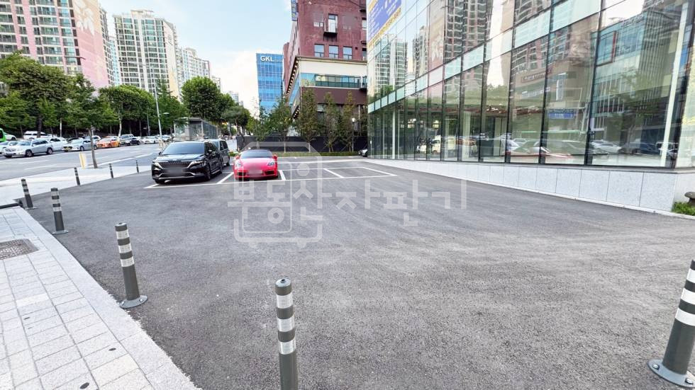 서울 강남구 삼성동 삼성중앙역 1분, 초역세권, 대로변, 코너건물, 1층~2층 연층 임대 월세 매물번호 32355 사진 4