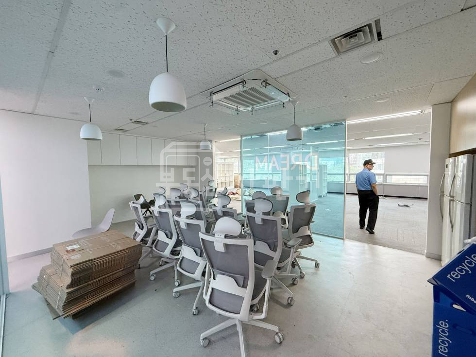 서울 강남구 삼성동 무권리, 주차5대무료, 대로변건물, 3층 임대 월세 매물번호 32374 사진 4
