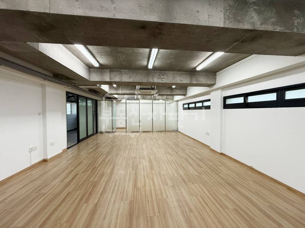 서울 강남구 논현동 무권리, 학동역 8분, 역세권, 3층 임대 월세 매물번호 12098 사진 3