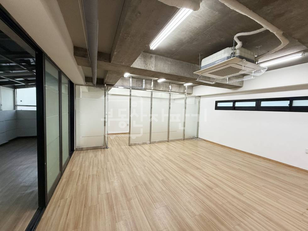 서울 강남구 논현동 무권리, 학동역 8분, 역세권, 3층 임대 월세 매물번호 12098 사진 5