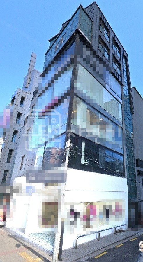서울 강남구 신사동 무권리, 압구정로데오역 8분, 역세권, 4층 임대 월세 매물번호 32440 사진 3