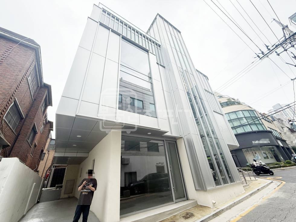 서울 강남구 논현동 무권리 리모델링 건물 옥상휴게공간 언주역 도보 2분 초역세권 5층 임대 월세 매물번호 31611 사진 3
