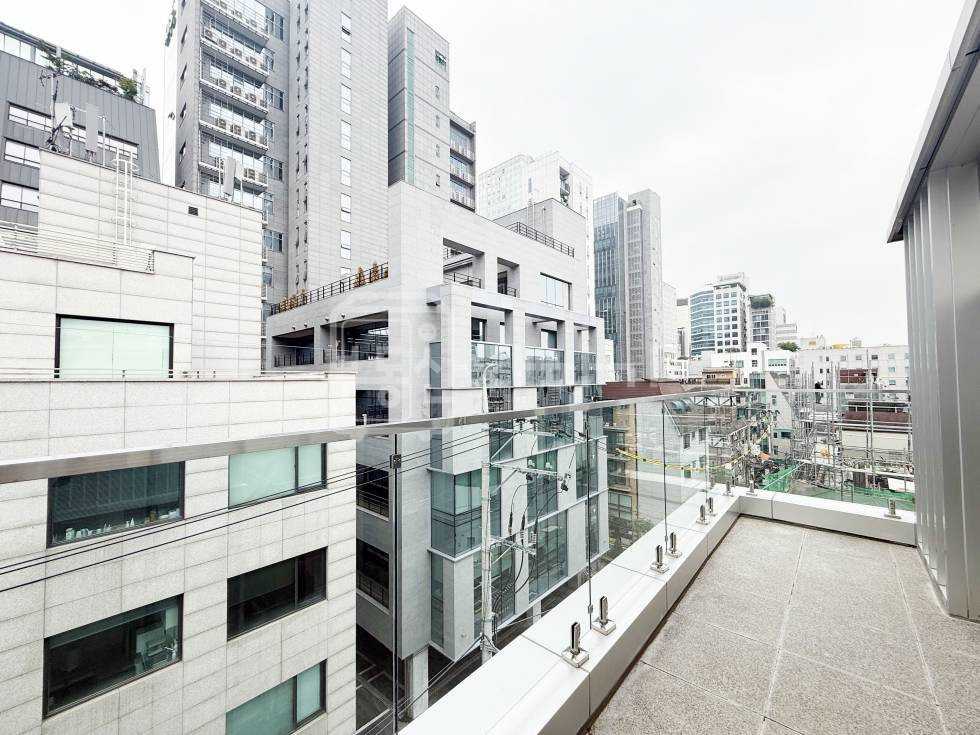 서울 강남구 논현동 무권리 리모델링 건물 옥상휴게공간 언주역 도보 2분 초역세권 5층 임대 월세 매물번호 31611 사진 9