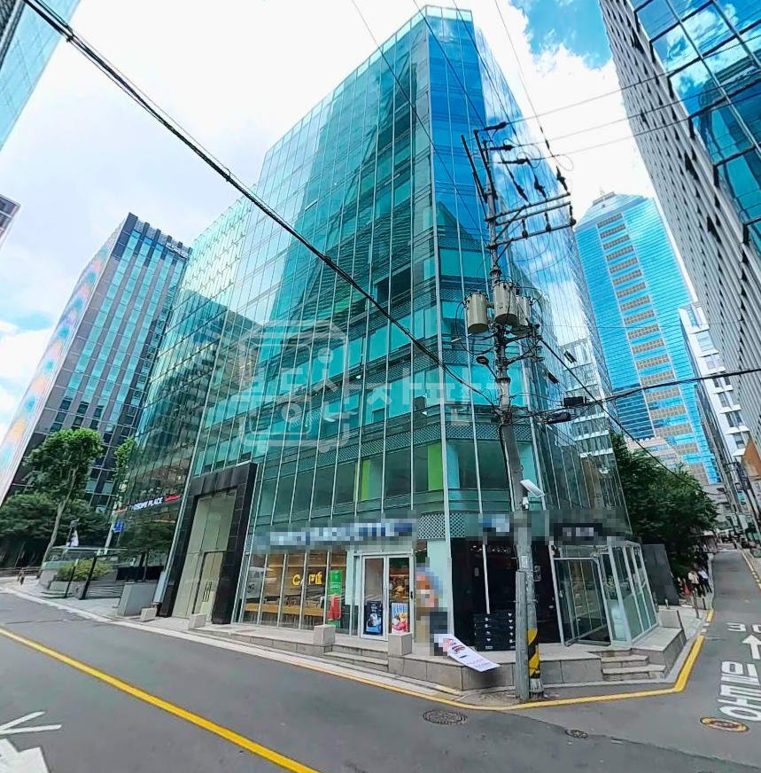 서울 강남구 역삼동 무권리, 역삼역 2분, 초역세권, 2층 임대 월세 매물번호 32596 사진 1