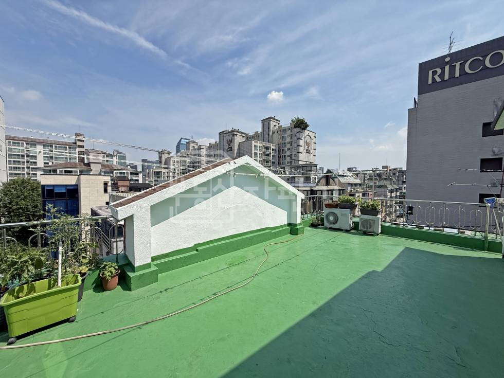 서울 강남구 역삼동 무권리, 뱅뱅사거리 인근, 6층 임대 월세 매물번호 30919 사진 2