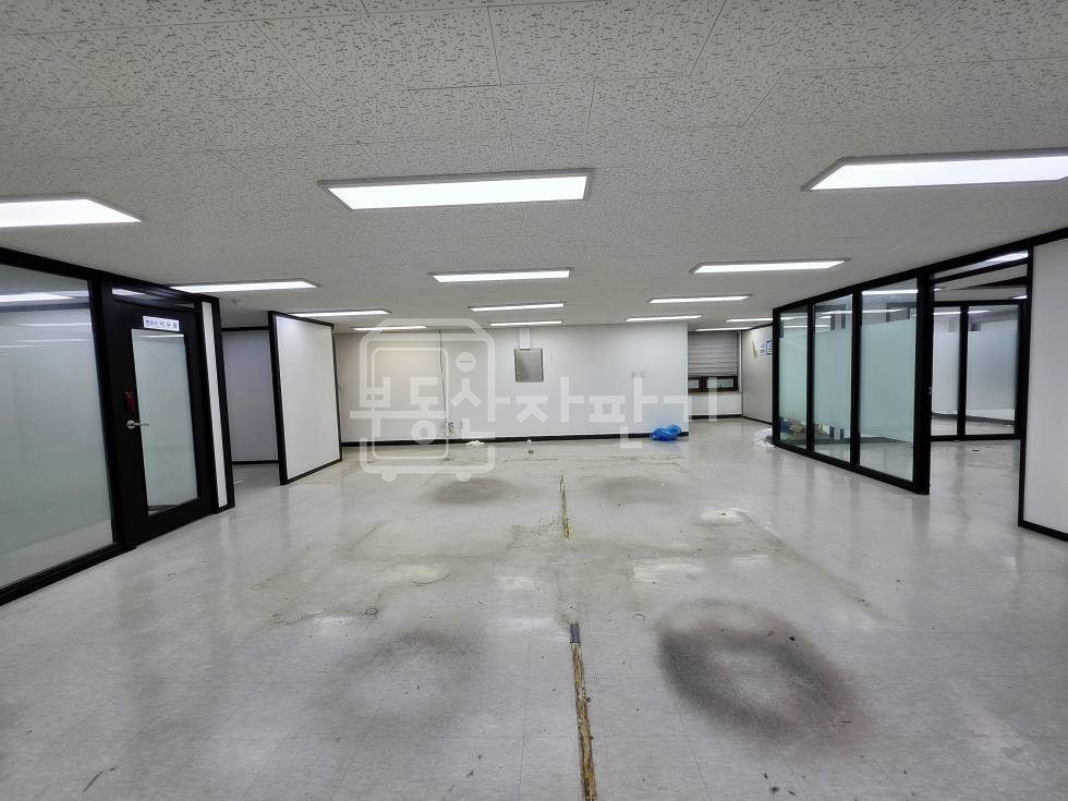 서울 강남구 역삼동 창업가교차로인근, 역대급 가성비, S급인테리어, 주차2대O 월세 매물번호 32644 사진 6