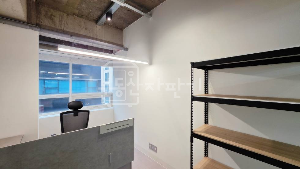 서울 강남구 역삼동 S급 깔끔한 인테리어, 주차2대O, 역삼초인근, 룸5 월세 매물번호 32642 사진 4
