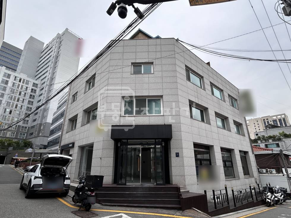 서울 강남구 논현동 언주역 도보 6분 역세권 무권리 이면 코너건물 1층 임대 월세 매물번호 32578 사진 8