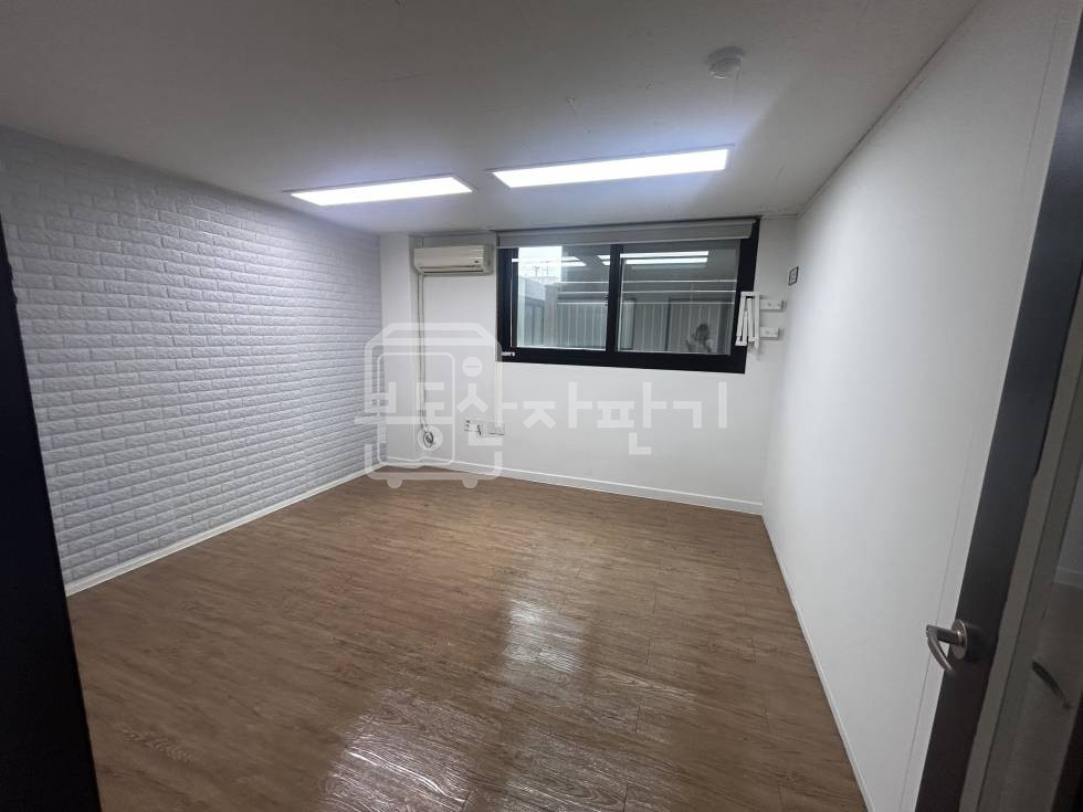 서울 강남구 논현동 무권리, 학동/논현역 7분, 역세권, 3층 임대 월세 매물번호 22150 사진 3