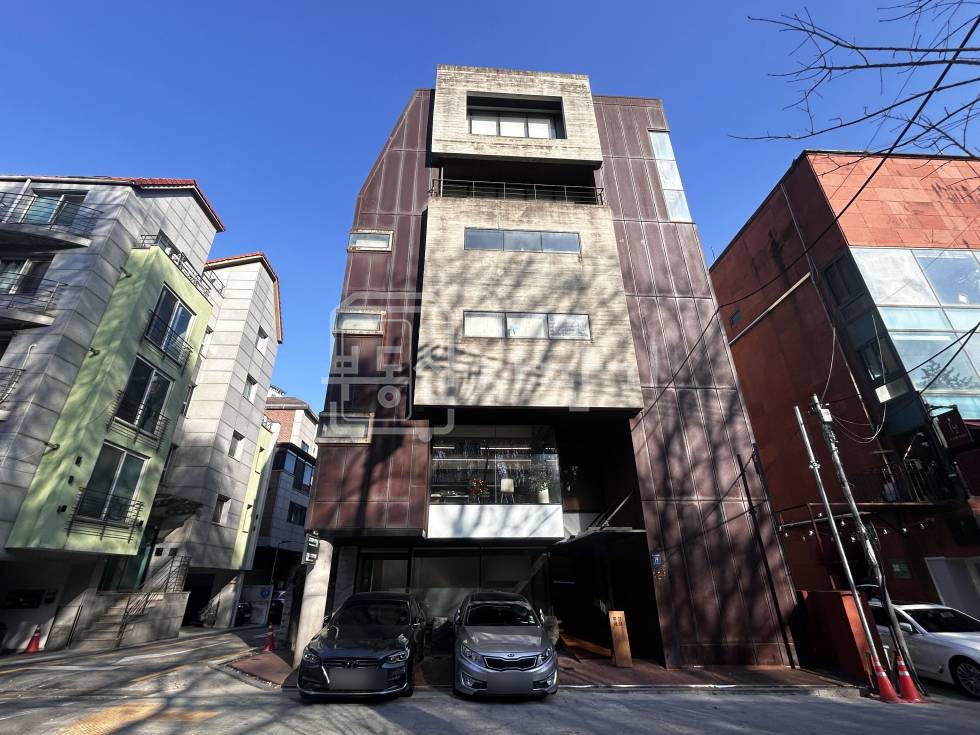 서울 강남구 삼성동 삼성중앙역 도보 6분 역세권 이면도로 가시성 좋은 코너건물 지하1층~지상1층 연층 임대 월세 매물번호 29654 사진 1