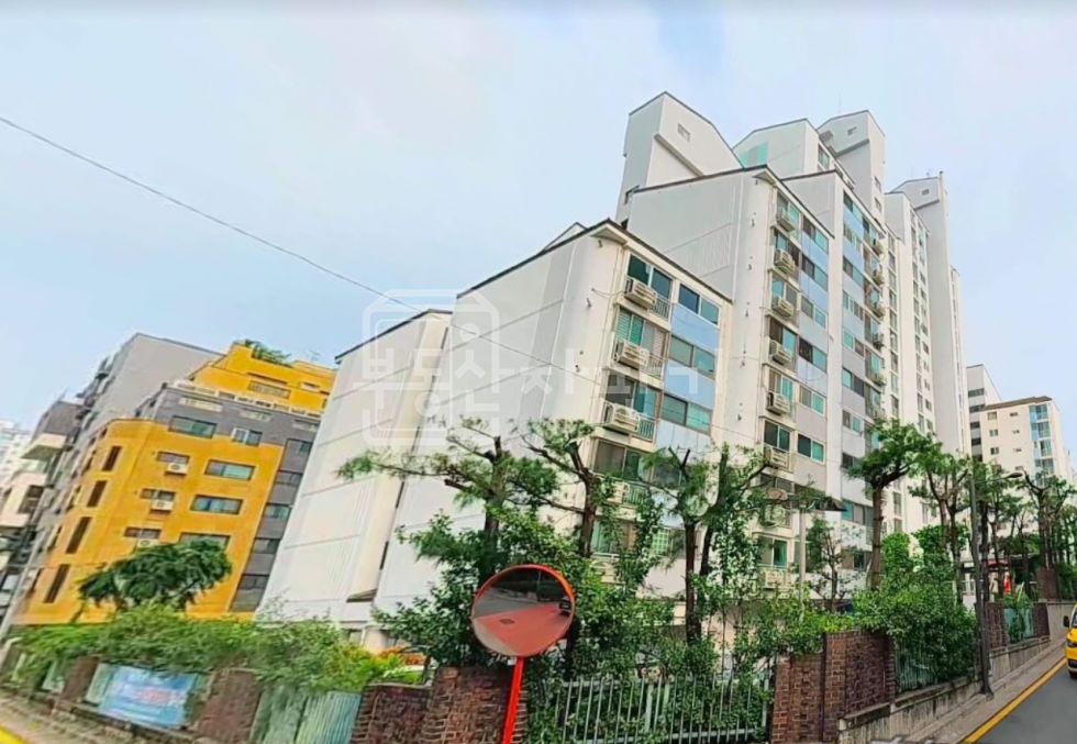 서울 강남구 청담동 청담삼성1차,방3화2, 올화이트 샷시포함 특올수리, 첫입주, 언북초 배정 전세 매물번호 32716 사진 4