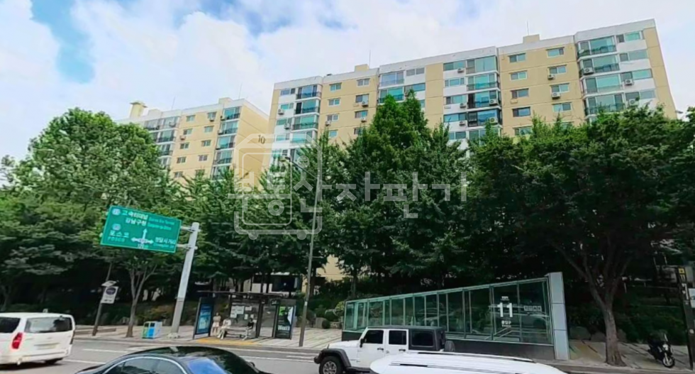 서울 강남구 청담동 청담 현대1차, 방5, 화이트톤 올수리, 청담역 바로앞, 귀한 정남향 대형평형 전세 전세 매물번호 32699 사진 2