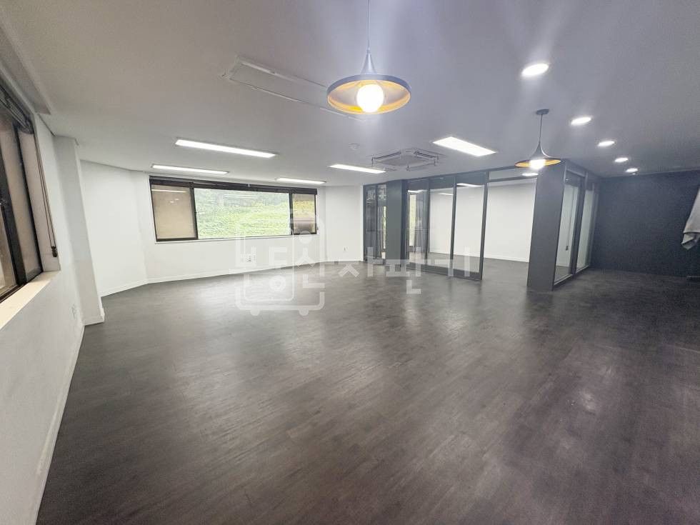 서울 강남구 삼성동 무권리, 청담역 1분, 초역세권, 내부 깔끔한 2층 임대 월세 매물번호 21677 사진 4