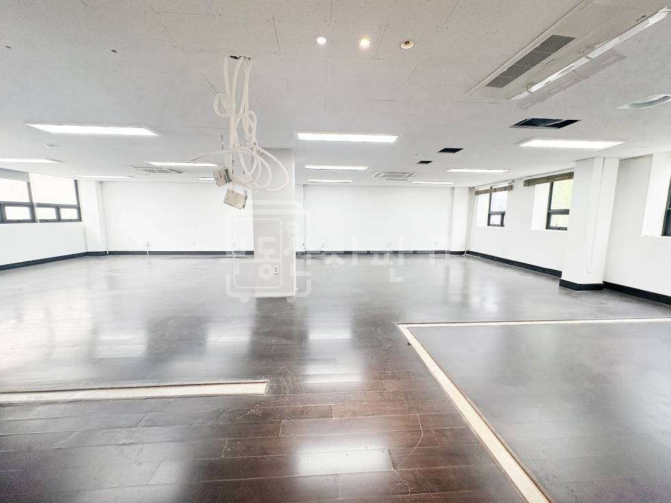 서울 강남구 논현동 강남구청/선정릉역 도보8분,대로변,3층 임대 월세 매물번호 30234 사진 4