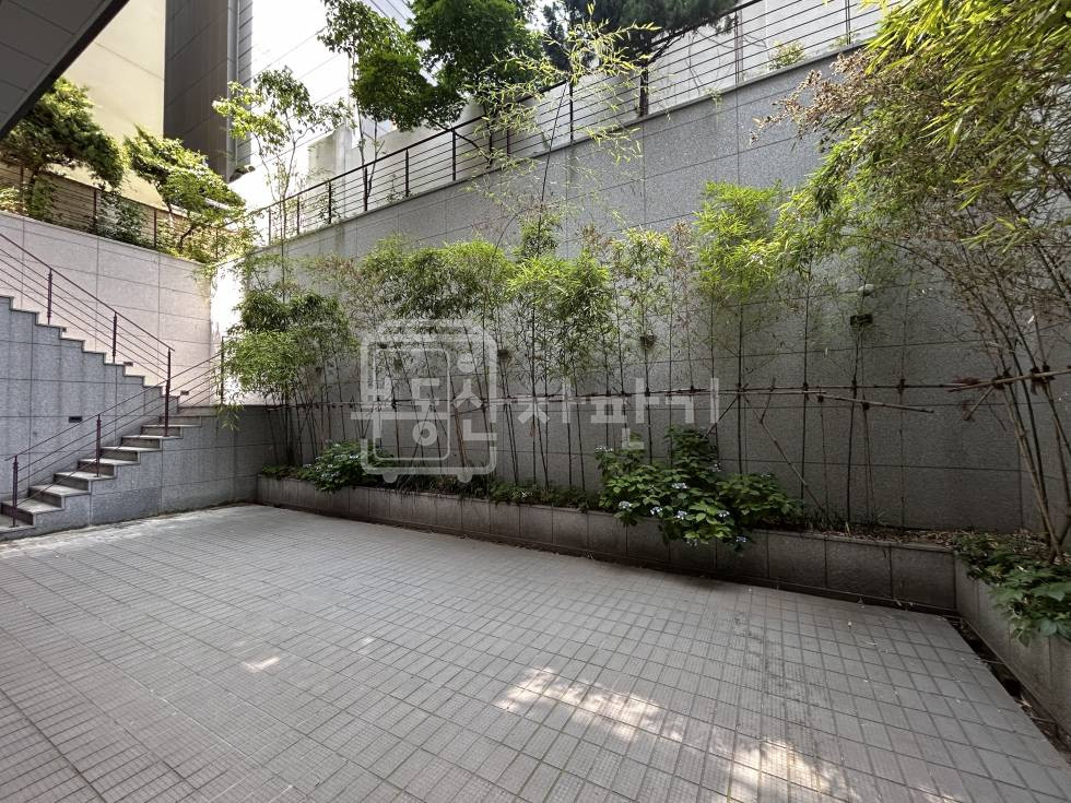 서울 강남구 역삼동 선정릉역 도보 2분 초역세권 ,비에네스타 상가 ,지하 전체 임대 월세 매물번호 31549 사진 9