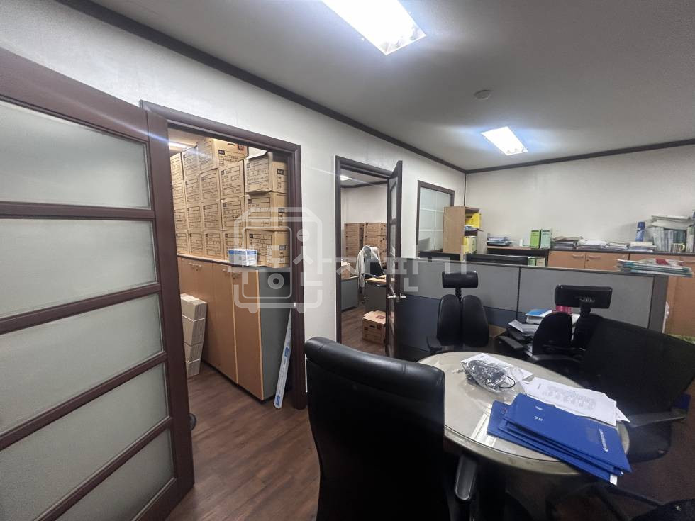 서울 강남구 역삼동 언주역 도보 3분 초역세권 대로변 무권리 3층 임대 월세 매물번호 31469 사진 1