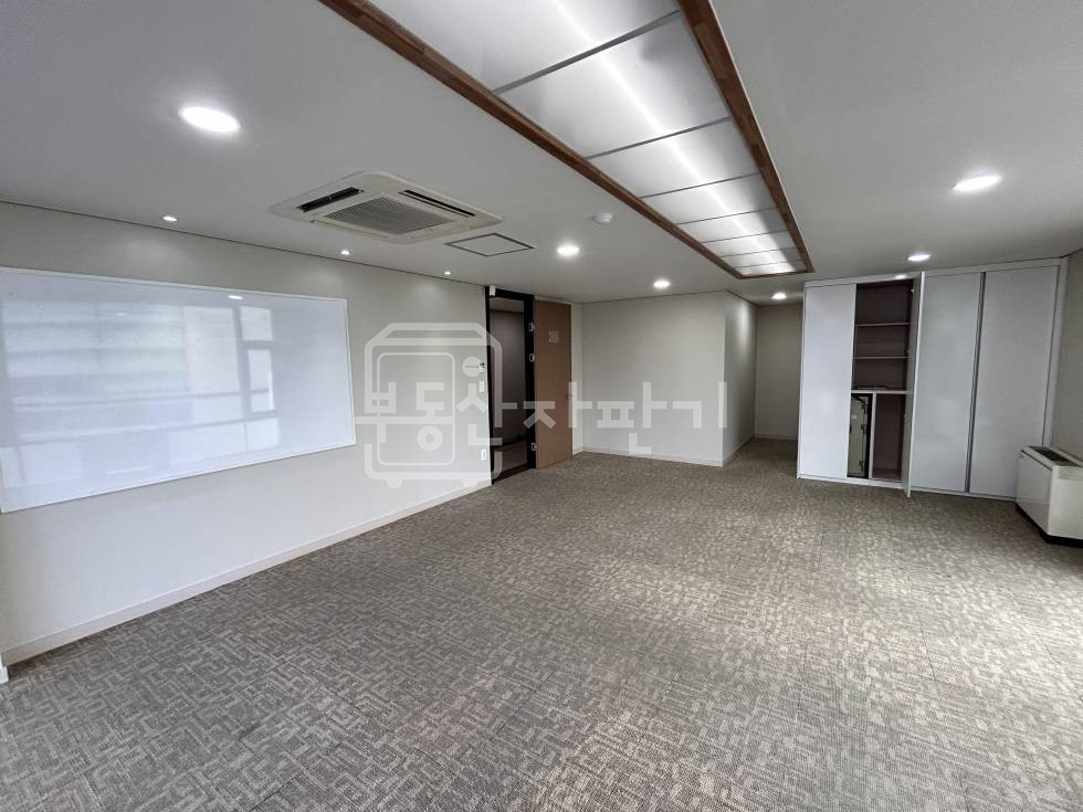 서울 강남구 역삼동 뱅뱅사거리 인근 대로변 방 많은 6층 사무실 임대 월세 매물번호 29182 사진 8