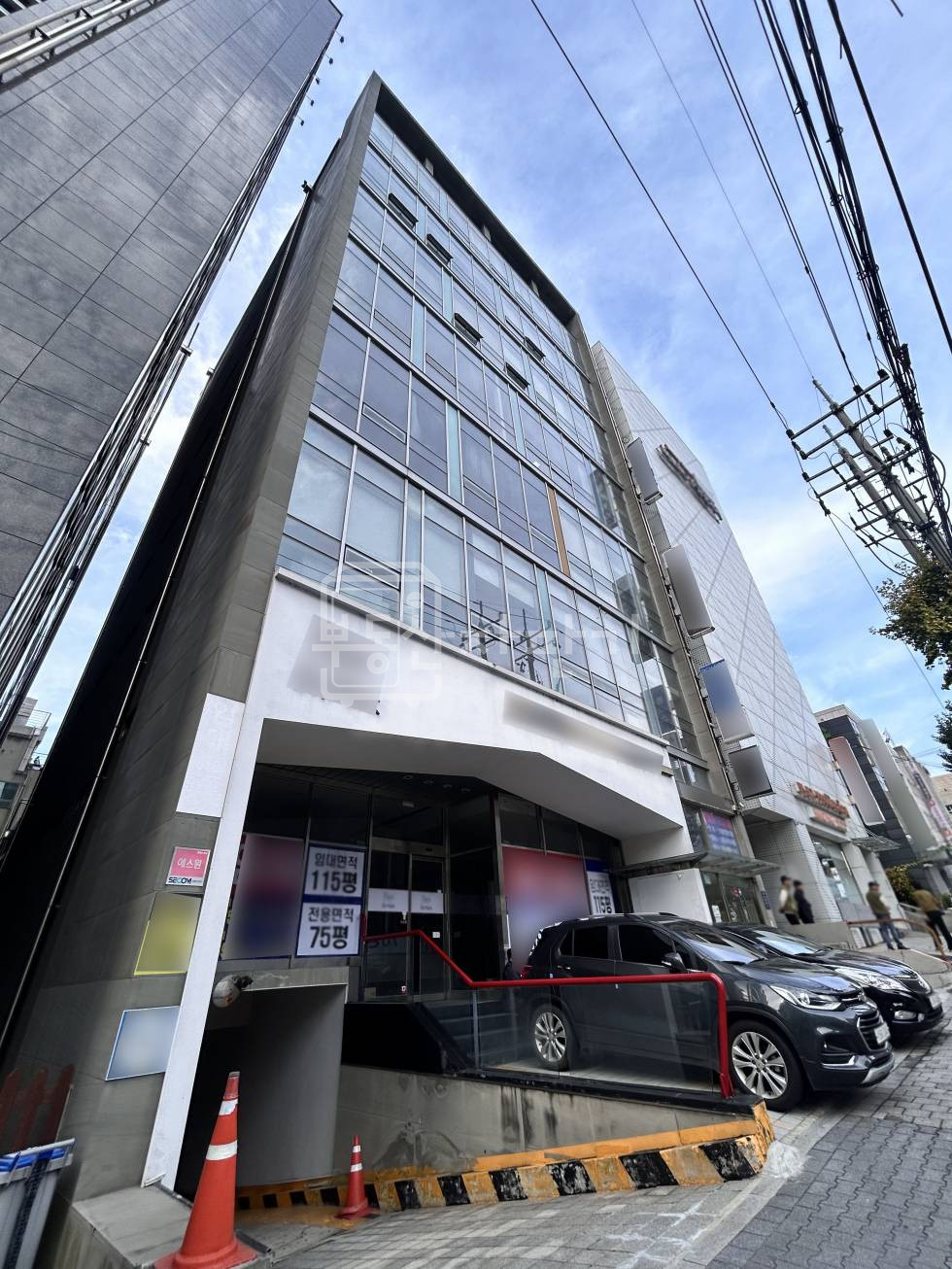 서울 강남구 역삼동 2호선 역삼역 도보 3분거리 초역세권 대로변 건물 5층 임대 월세 매물번호 29026 사진 2