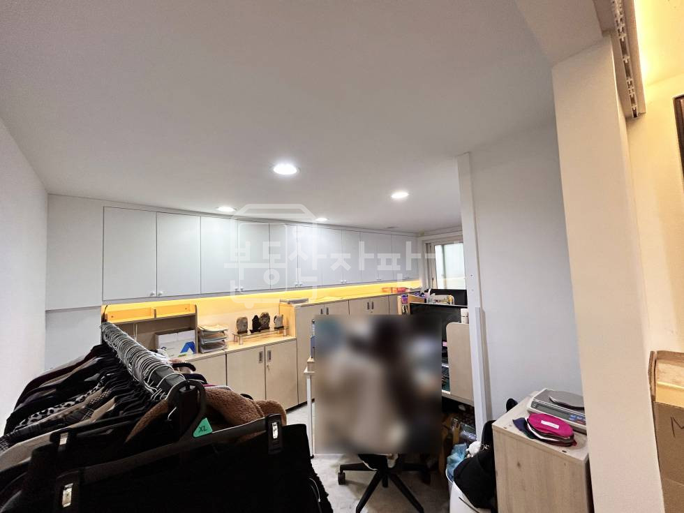 서울 강남구 대치동 삼성역 도보 12분 대로변에 위치한 소형 사무실 5층 월세 매물번호 28993 사진 5