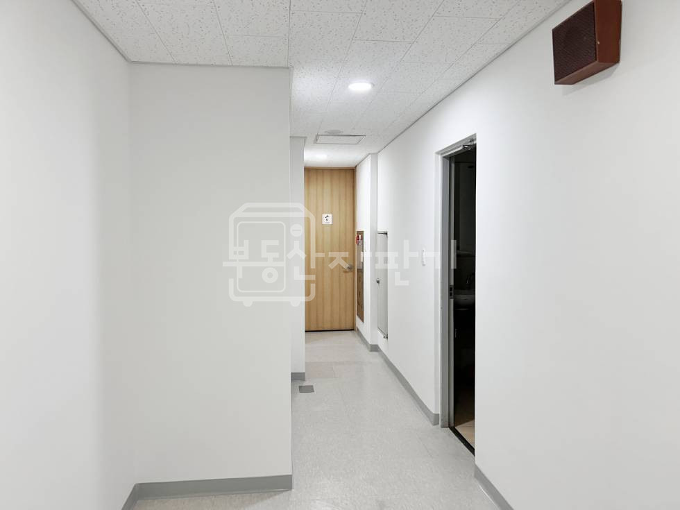 서울 강남구 대치동 2호선 삼성역 도보 9분 , 포스코사거리 정류장 도보 5분 역세권 중대형사무실 4층 월세 매물번호 28770 사진 9