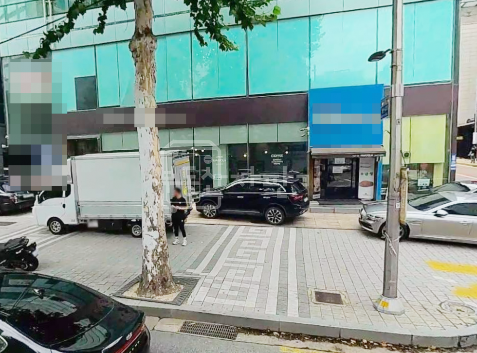 서울 강남구 역삼동 무권리, 언주역 4분, 역세권, 대로변, 대형건물 1층 임대. 월세 매물번호 32478 사진 1