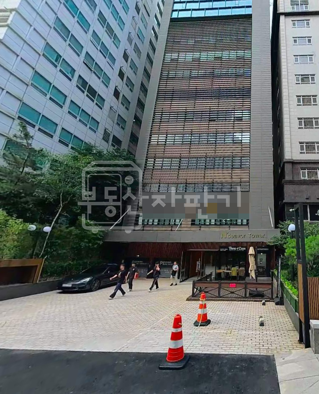 서울 서초구 서초동 무권리, 강남역 4분, 역세권, 14층 임대. 월세 매물번호 32437 사진 1
