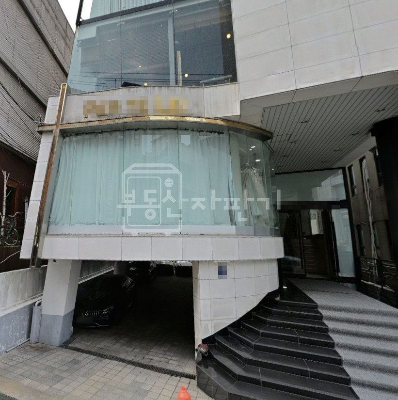 서울 강남구 청담동 무권리, 압구정로데오역 도보 6분, 역세권, 2층 임대 월세 매물번호 32752 사진 1
