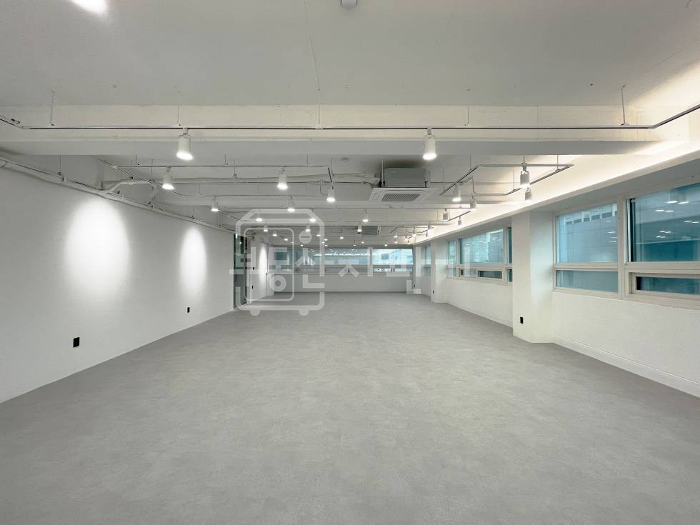 서울 강남구 논현동 무권리, 논현역 6분, 역세권, 4층 임대 월세 매물번호 32558 사진 5