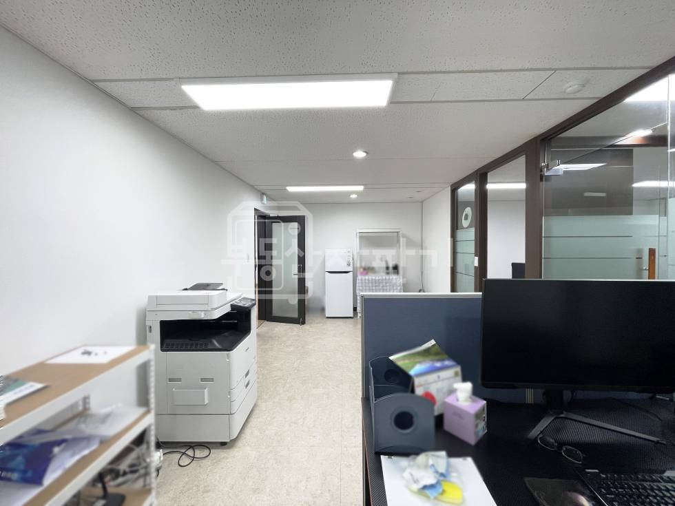 서울 강남구 논현동 무권리, 도산공원사거리 인근, 4층 임대 월세 매물번호 32550 사진 2