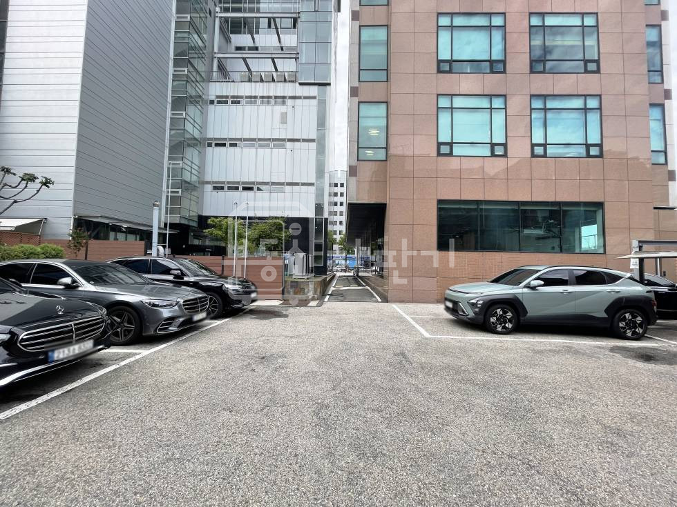 서울 강남구 논현동 무권리, 도산공원사거리 인근, 4층 임대 월세 매물번호 32550 사진 9