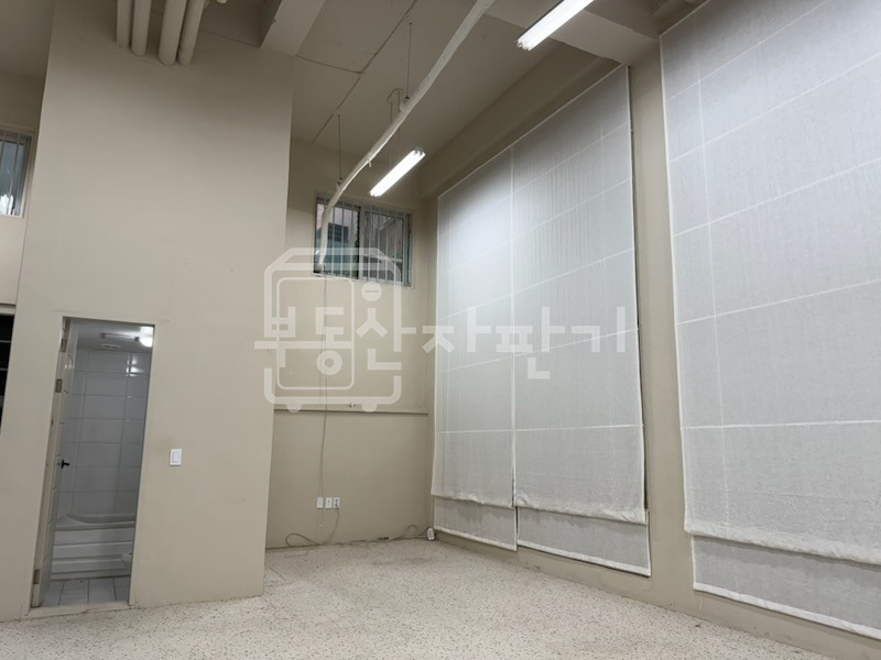 서울 강남구 청담동 무권리, 높은층고, 청담동 주민센터인근, 지하1층 임대 월세 매물번호 32696 사진 5