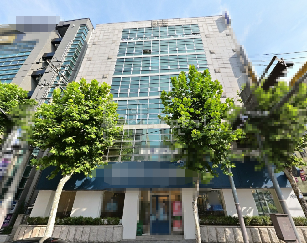 서울 강남구 대치동 무권리 선릉역 도보 7분 역세권 대로변 코너건물 4층 월세 매물번호 32789 사진 1