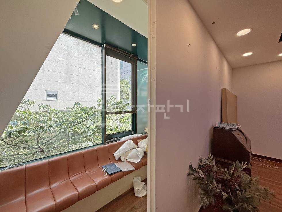 서울 강남구 청담동 무권리, 청담역 1분, 대로변 2층 임대 월세 매물번호 31810 사진 6