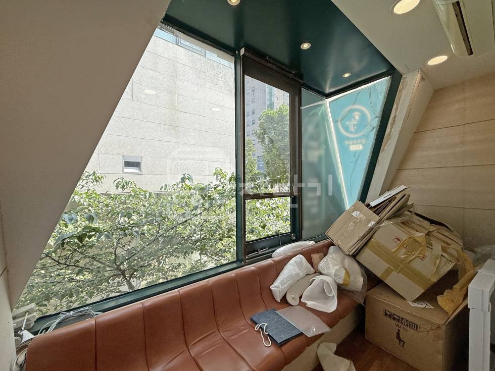 서울 강남구 청담동 무권리, 청담역 1분, 대로변 2층 임대 월세 매물번호 31810 사진 7