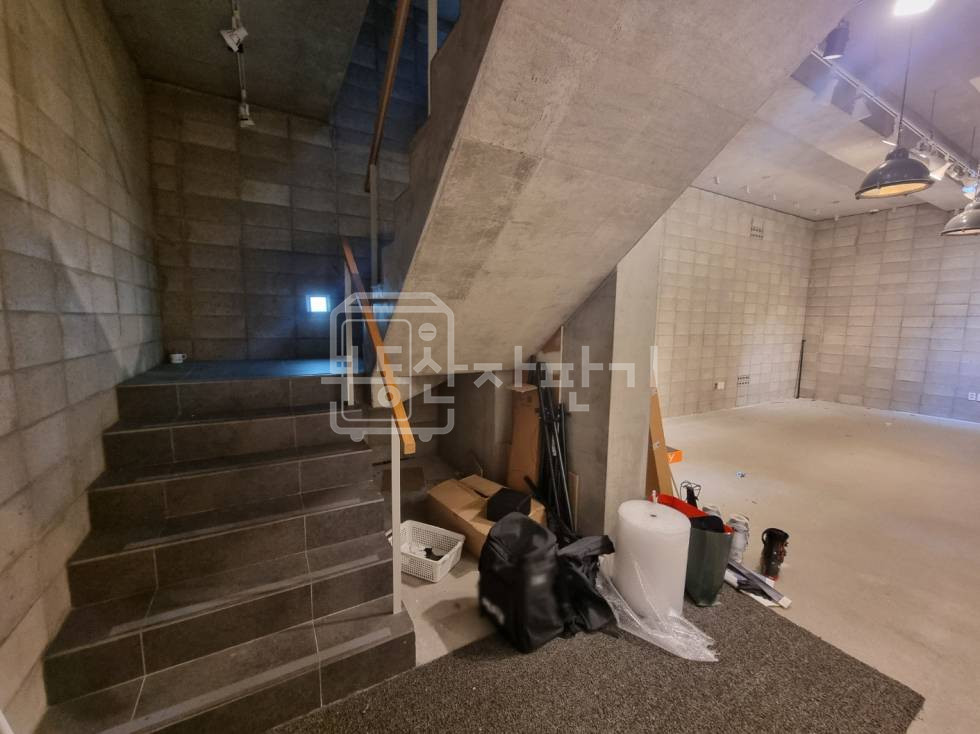 서울 강남구 신사동 압구정로데오역 도보 7분, 역세권, 지하1층 임대 월세 매물번호 32830 사진 4