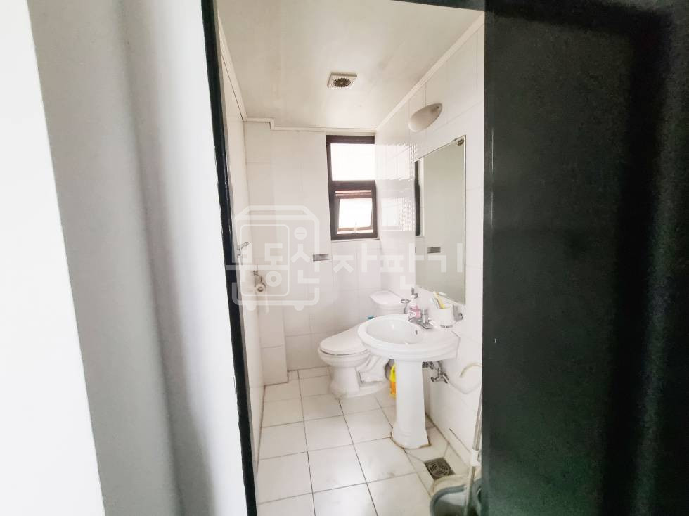 서울 강남구 논현동 무권리, 언주역 도보2분 초역세권, 2층 임대 월세 매물번호 31042 사진 3