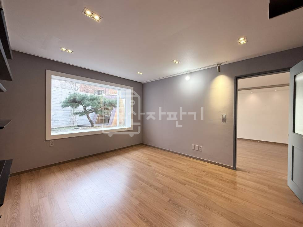 서울 강남구 청담동 청담공원인근, 마당넓은 단독사용, 지하1층~지상2층 통임대 월세 매물번호 32852 사진 6