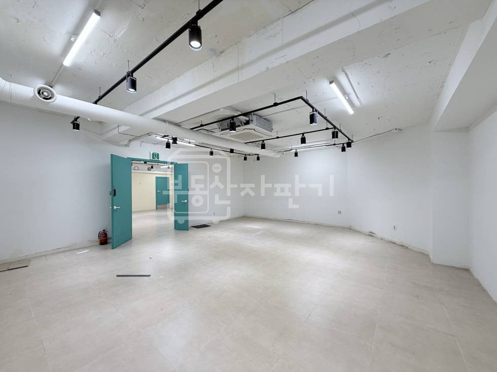 서울 강남구 대치동 무권리, 한티역 4분, 역세권, 지하1층 임대 월세 매물번호 29543 사진 6